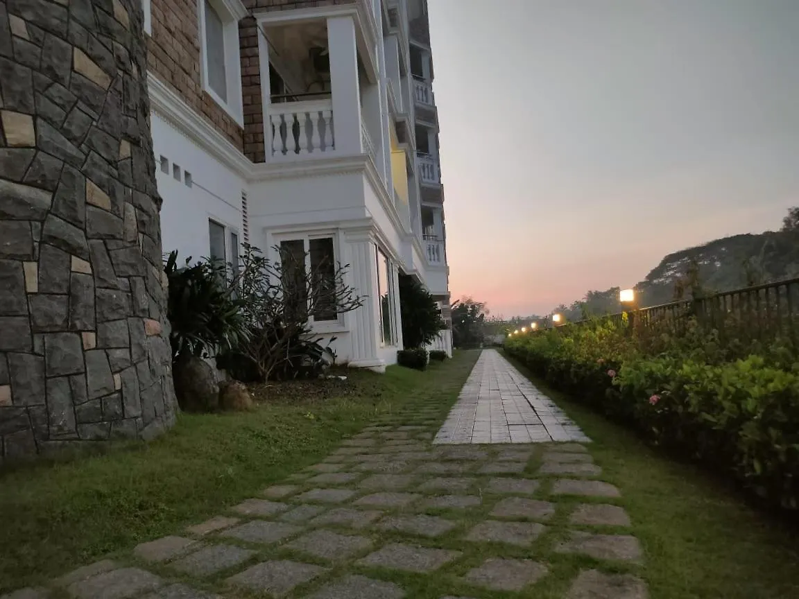 Apartment The Nutmeg River House Kochi