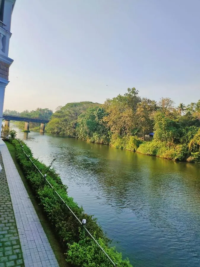 Apartment The Nutmeg River House Kochi